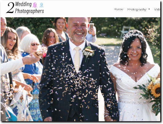 https://2weddingphotographers.co.uk/ website